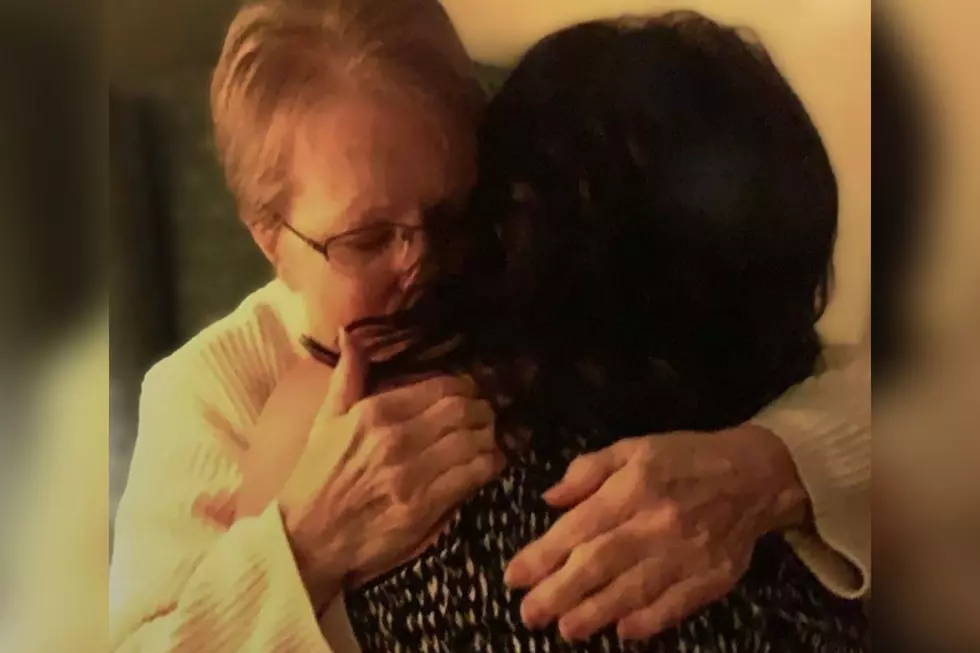 I Just Realized How Much I Missed Hugs During The Pandemic